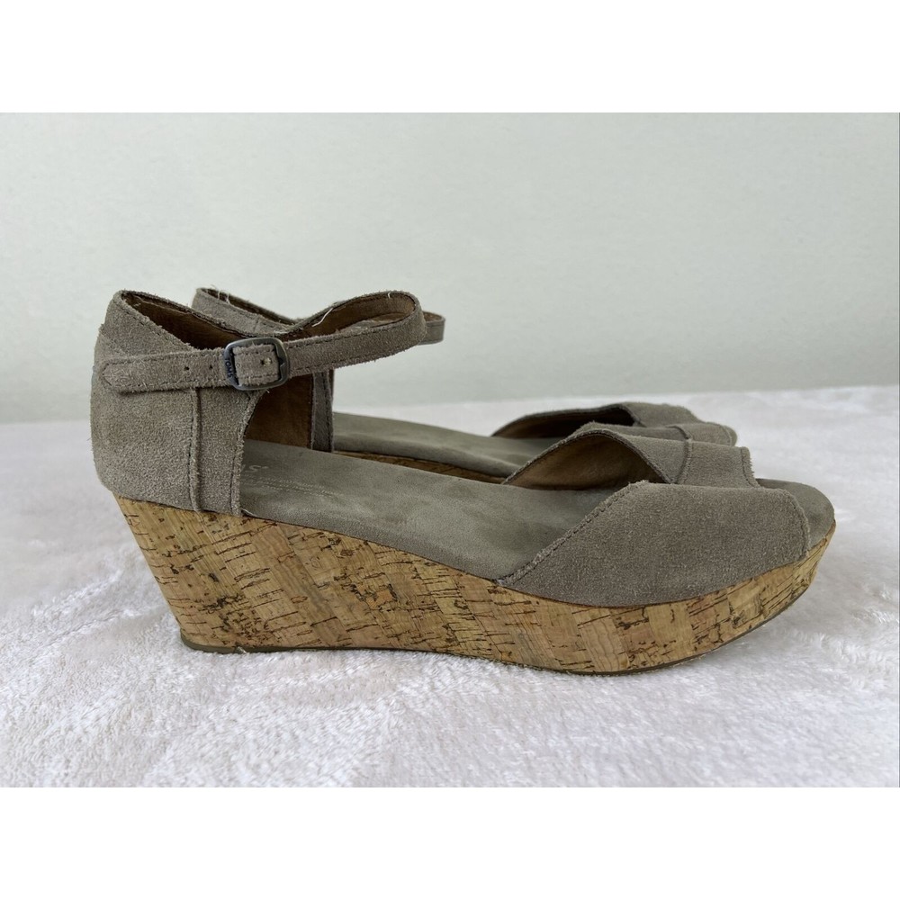 TOMS Women's Suede Taupe Color with Cork Wedge Platform Sandals Open Toe Sz 9